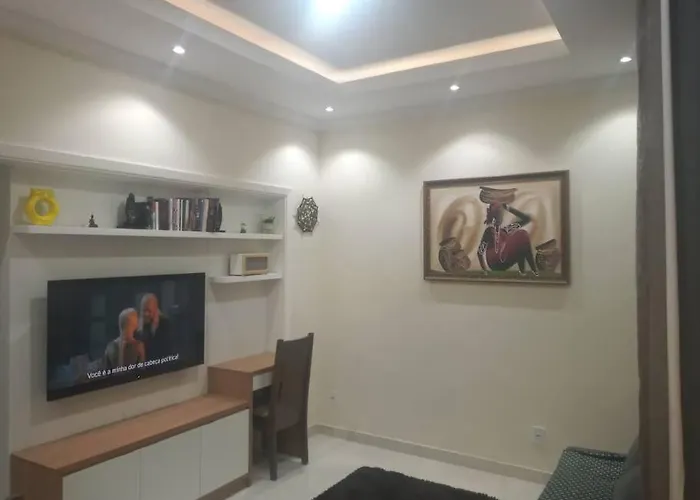 Apartamento ao lado do metro da Cinelândia e Consulado Americano Rio de Janeiro